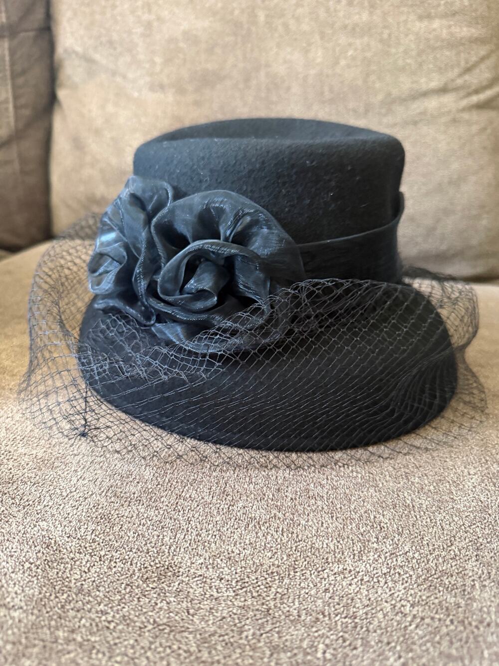 Women’s Black 100% Wool Felt Wide Brim Hat Veil Floral Rose Church Formal